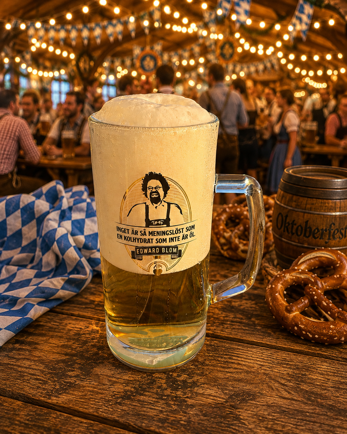 Edward Blom Collection Ölsejdel fylld med öl på oktoberfest 
