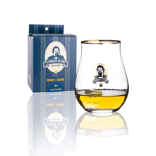 WHISKY / TASTING GLAS, Med citat, Edward Blom, Framsida, Vit bakgrund, Med dryck i, Present kartong, LIVET PÅ EN PINNE.